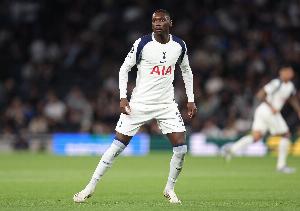 辗转多队！27岁穆阿尼英超21场1球，巅峰身价8000万欧跌剩2500万