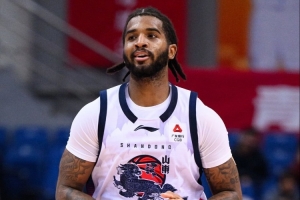 鲁媒：克里斯的脾气需要更好地控制 琼斯状态只能说中规中矩