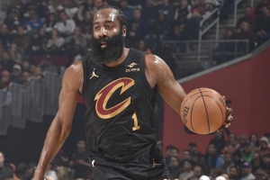 阿特金森：哈登不会大包大揽 他信任队友 在关键时刻会做正确决策