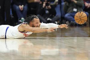 金身被破！尼克斯领先进入末节后首遭败仗 战绩为19胜1负