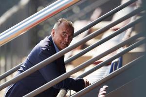 巴萨临时主席：我相信我们能够逆转马竞，希望亚马尔今晚大放异彩