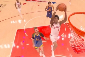 火箭首次领先！阿门底角三分球&抢断反击个人连拿五分反超勇士