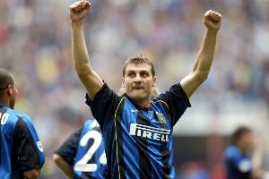 维耶里：米兰德比战一切皆有可能，国米领先10分是很大的优势