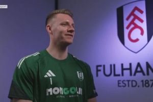 莱诺：英超每次角球都像摔跤一样，来这里8年伦敦对我就像家一样