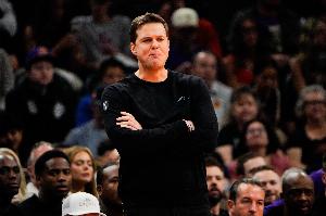 遇到高手了！爵士“不慎”最多领先21分奇才追至5分突然放弃