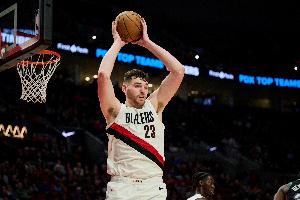 斯普利特：克林根的优势仍是攻筐和抢板 但传球和远投也进步明显