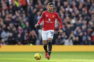 卡塞米罗：中场球员需关注每个人的动作 很喜欢踢球时的斯科尔斯