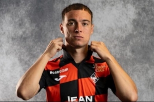 洛里昂边锋：梦想加盟巴塞罗那 梅西和哈白布时代的足球达到顶峰