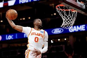 邓利维：任何时候只要有球员提出交易申请 我都会尽量满足！