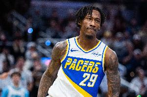 卡莱尔：昆顿·杰克逊上场改变了比赛 努力拼搏是我们该有的样子