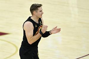 阿特金森：哈登和梅里尔化学反应建立得非常快 场上沟通做得很好