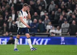 镜报：若热刺降级，曼联可能关注麦迪逊库卢，利物浦可能追范德芬