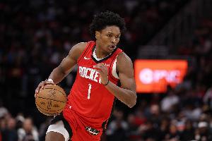 基本满分表现！阿门12中11超高效砍下26分7板7助2断1帽