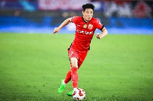 惨淡开局！上海海港6天内先输超级杯、再输中超新赛季首战