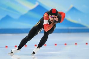 速度滑冰短距离和全能世锦赛，宁忠岩获得短距离全能季军