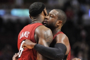 韦德：当你太过伟大时人们就会挑刺 勒布朗就属于这种人