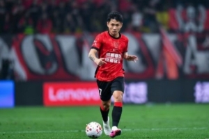 贡献两次助攻！王东升发文：可以继续否定我，我会继续做我自己