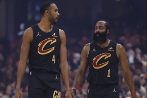 莫布里：我从小就在看哈登打球 所以我了解他的一些比赛习惯