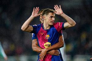 每体：加维随队出征欧冠是弗里克的承诺，希望让他融入球队