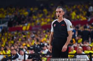 半决赛开始！CBA计划从季后赛半决赛起邀请外籍裁判执裁