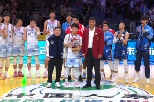 曾经的“广东黑白矮”！徐杰、胡明轩、赵睿都拿过全明星MVP