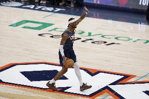 Skip：SGA攻防两端展现了卫冕MVP候选人的实力 若雷霆全员健康...