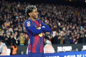 亚马尔本赛季西甲打进14球，为1933/34赛季以来首位做到的U18球员