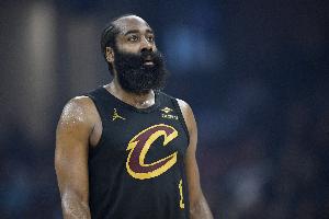 球场指挥官！莫布里：哈登非常自信从不慌乱 总按自己的节奏打球