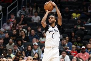 悬念骤起！哈里斯进攻犯规 扎伊尔·威廉姆斯三分将分差追到1分