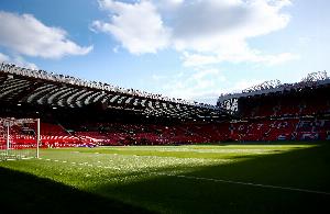 曼晚：曼联本赛季英超仅两个主场周六15点开球，7场20点后开球