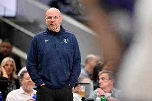 基德谈七连败：控球和投篮都不好很难赢球 也许该调整首发阵容