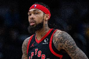 毫无手感！英格拉姆半场7中1仅拿2分6板5助 2次失误