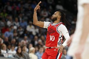 双赢交易！加兰到快船后在场累计赢55分 下场累计输8分