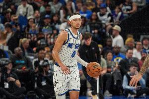 官方：布莱克遭左侧腹外斜肌拉伤 复出时间将取决于其治疗反应