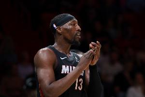 乌度卡谈阿德巴约83分：他只进了6三分但罚了40+球 这说明了一切