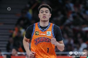 时隔近四月复出！李添荣10中6得到16分2板3助 正负值+20全场最高