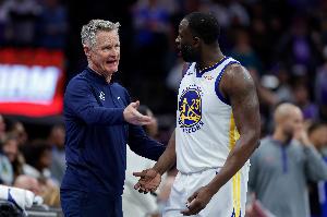 科尔：依然相信追梦 他为我们赢得了无数比赛&他知道自己在做什么