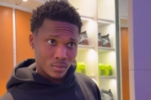 马瑟林：我都不知道我们得了153分 全队都很出色 尤其是小卡