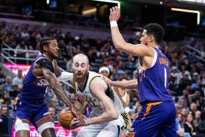 冲季后赛直通门票~西部第7太阳轰4连胜 和森林狼&掘金只差1个胜场