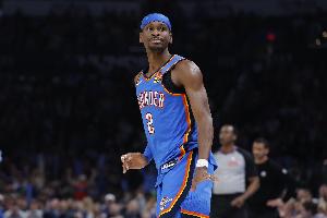 记者：SGA遭夹击选择信任队友 雷霆绿军都证明自己是联盟顶级球队