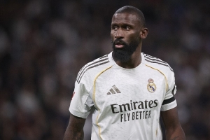 完胜！马卡：吕迪格成为防哈兰德“专家”，也激活了最强赫伊森