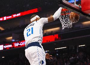 予取予求！加福德9中7砍半场最高17分8板 罚球5中3