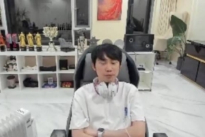 宝蓝要走刘青松路线？Doinb：LOL退役选手靠直播能吃饭的人少