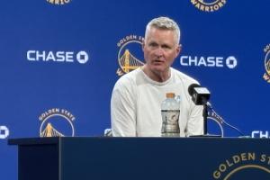 科尔：尊重继续冲击纪录的决定 克莱14个三分时最后一球也曾3连铁