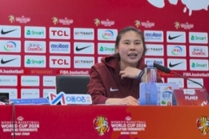 王思雨寄语张子宇：18岁潜力巨大 未来有望成为世界级中锋