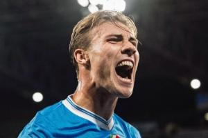 罗马诺：那不勒斯已正式敲定4400万欧买断霍伊伦！转会总价5000万