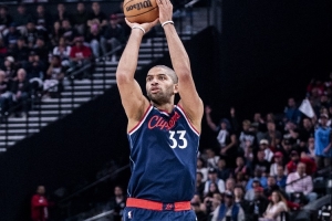 巴图姆生涯三分命中数追平比卢普斯 上升至NBA历史第29位