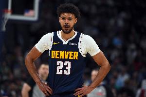 射术不错！“黄忠”卡梅隆·约翰逊13中6得18分4板3助 正负值+15