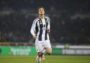 名宿：伊尔迪兹是最棒的，是尤文的领军人物，他不该再踢中锋位置