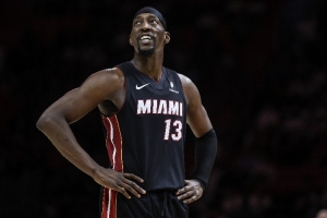 人们想让你道歉？阿德巴约：因为他们认为我不是得分手&罚球太多